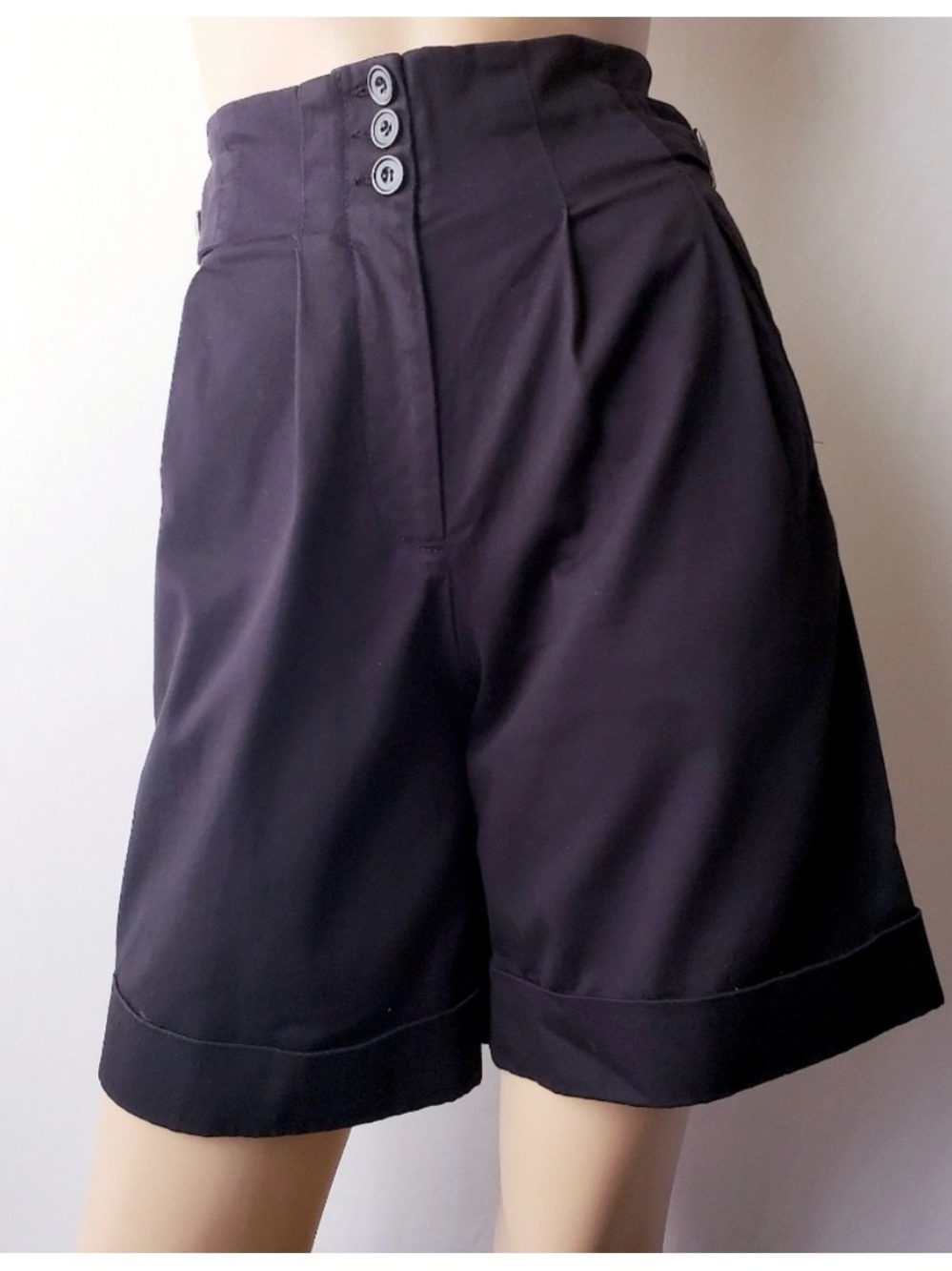 H&M Black High-Waist Cuffed Shorts